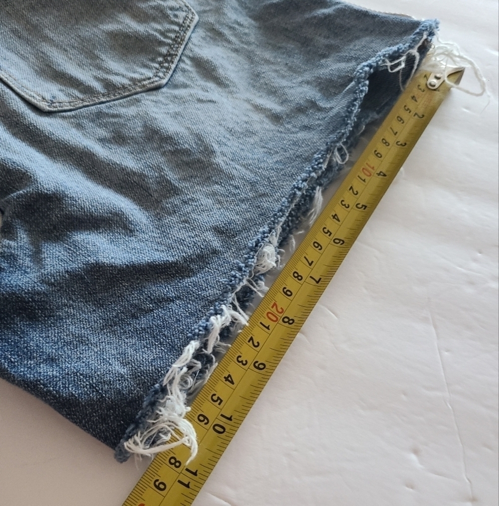 Velvet Heart denim shorts size 27 - Picture 10 of 11